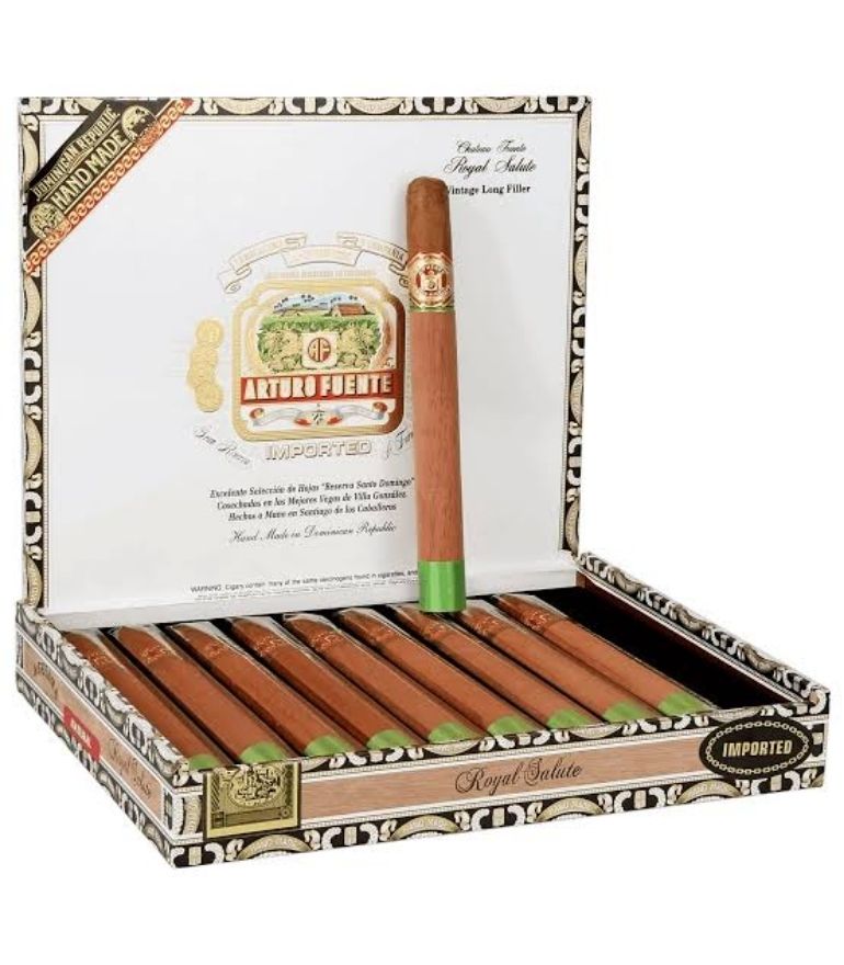 A. Fuente Chateau Fuente Royal Salute Nat/10