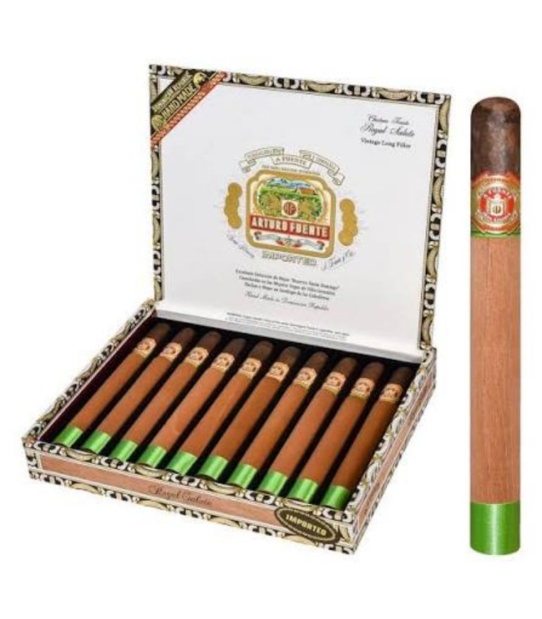 A. Fuente Gran Reserva Chateau Fuente Royal Salute Sun Grown/10